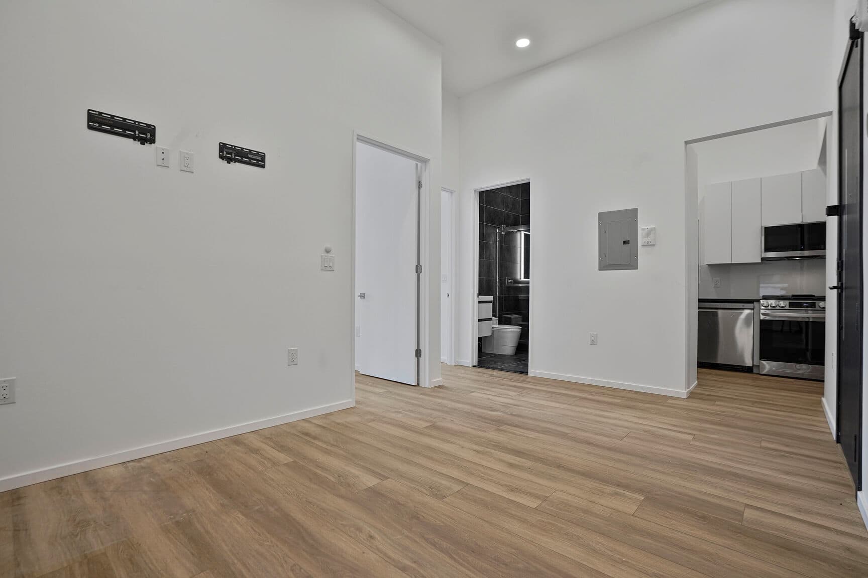 206 Harrison Avenue — view 3